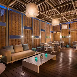 Hotel Pirineos By Pierre &