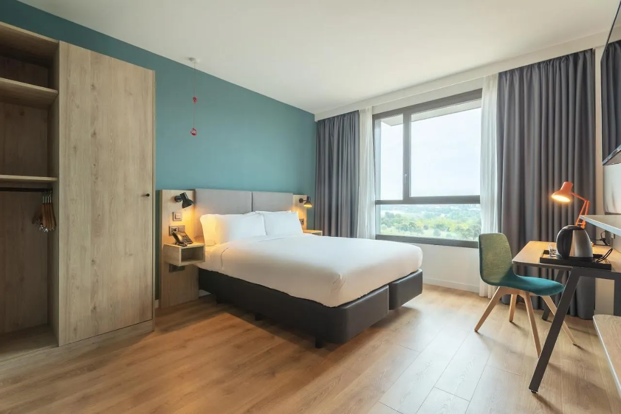 Holiday Inn Barcelona - Sant Cugat By Ihg Sant Cugat del Valles 4*,  Spain